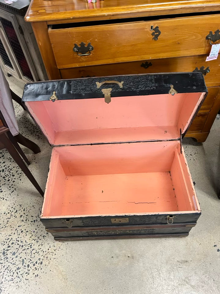 ANTIQUE Wood Steamer Travel Trunk