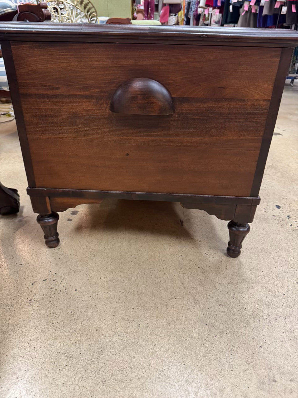 VINTAGE Cedar Lining Blanket Chest