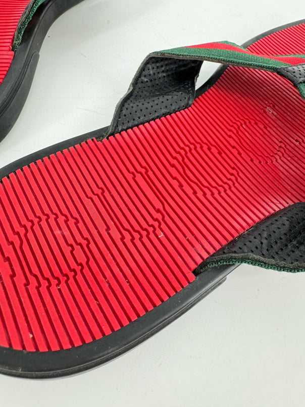 GUCCI Size 10 Black & Red Flip Flops