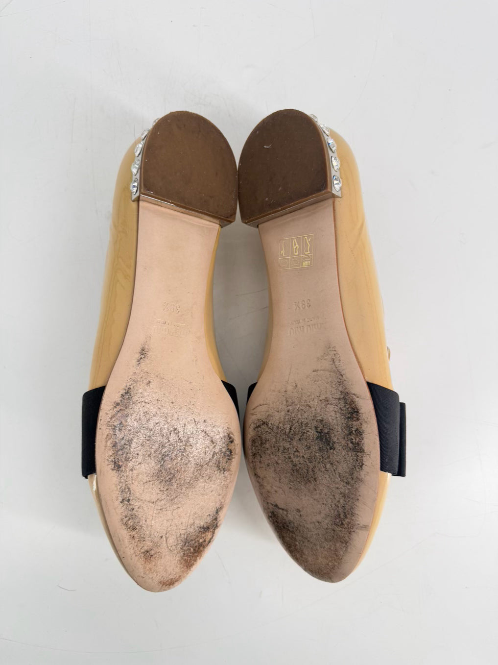 MIU MIU Size 39.5 Beige & Black Leather Bow Crystal Flats