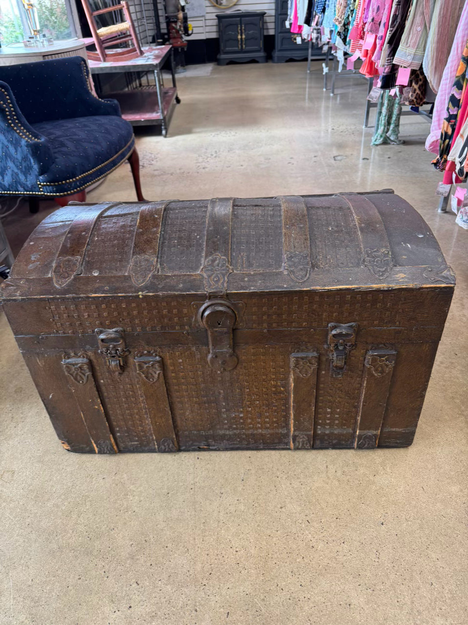 ANTIQUE Wood Roll Top Trunk