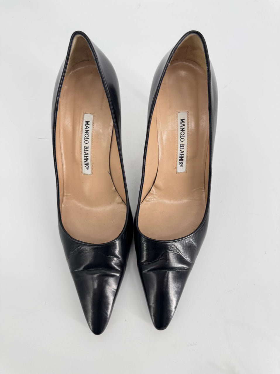 MANOLO BLAHNIK Size 38.5 Black Leather Heels