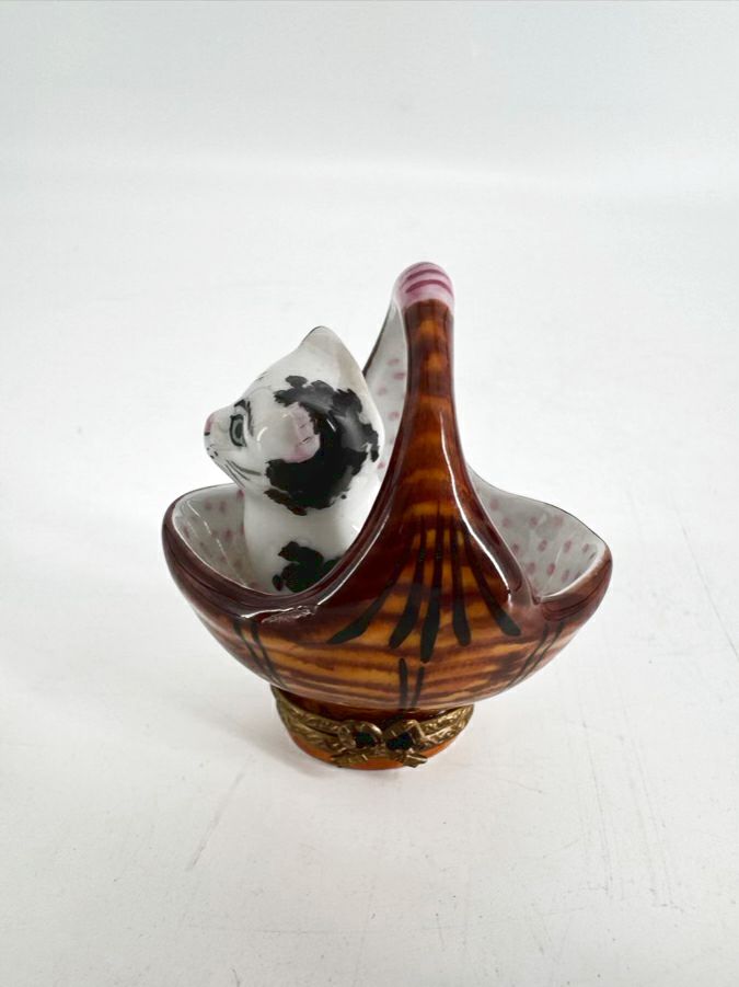 LIMOGES Brown, Black & White Cat in Basket Ceramic Trinket Box