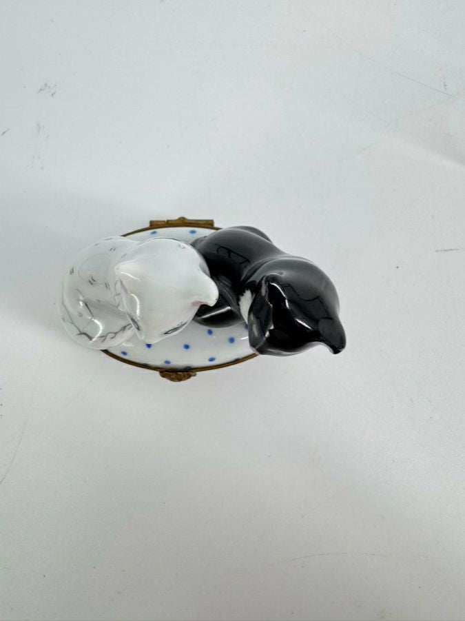 LIMOGES White & Black Cat Couple Ceramic Trinket Box