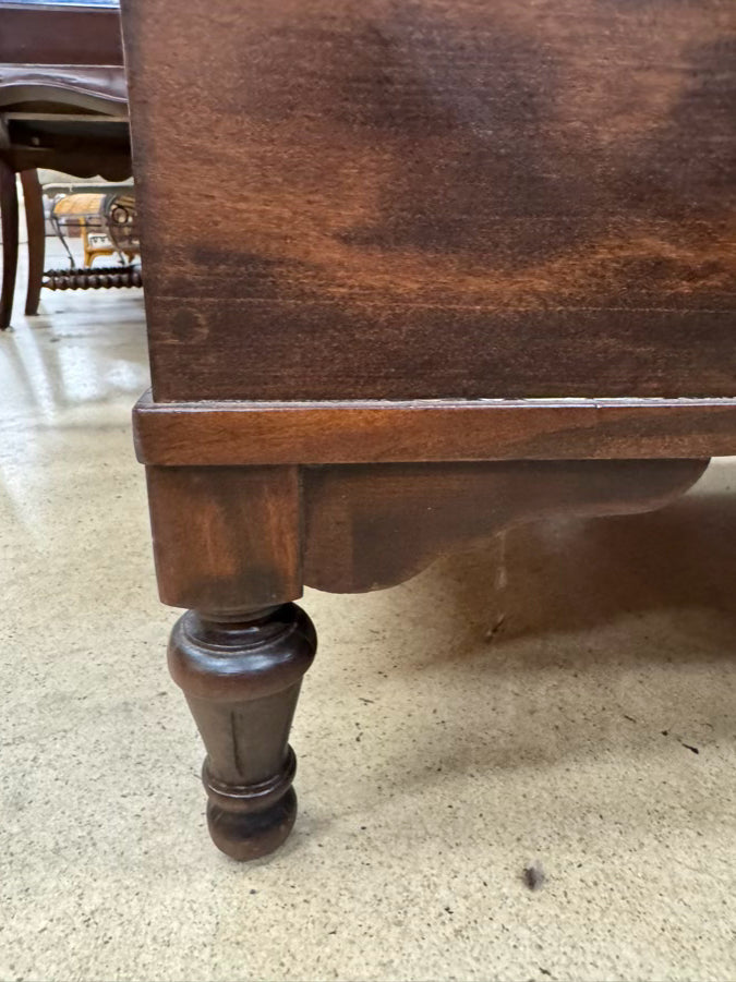 VINTAGE Cedar Lining Blanket Chest