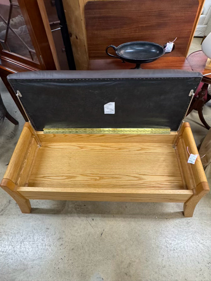HARDWOOD ARTISANS Oak & Leather Storage Bench
