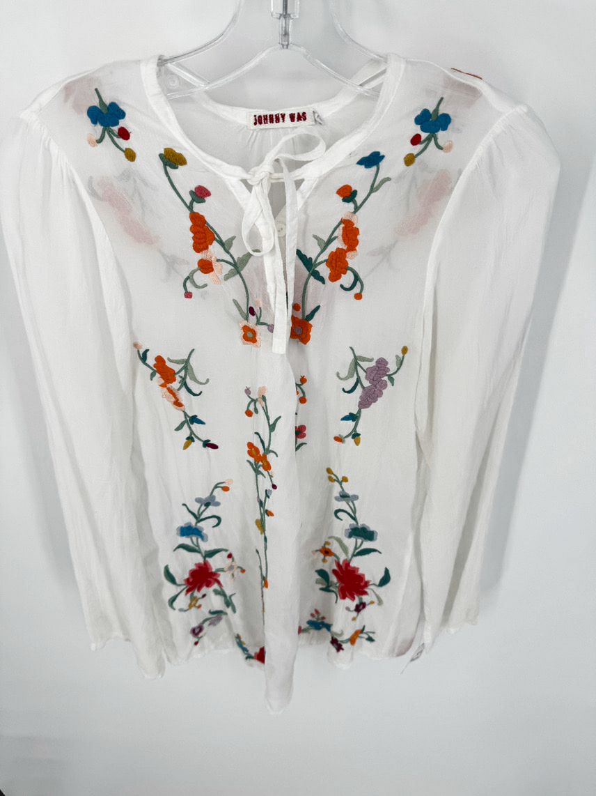 JOHNNY WAS Size S White Floral Embroidered Tunic