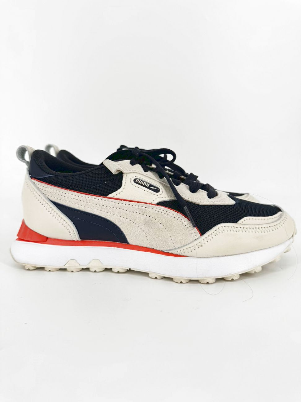 PUMA Size 8.5 Navy & Cream Sneakers