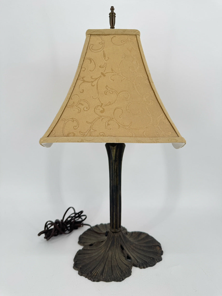 Brown Metal Leaves Lamp