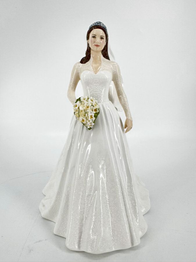 ROYAL DOULTON "Catherine Royal Wedding Day" Figure
