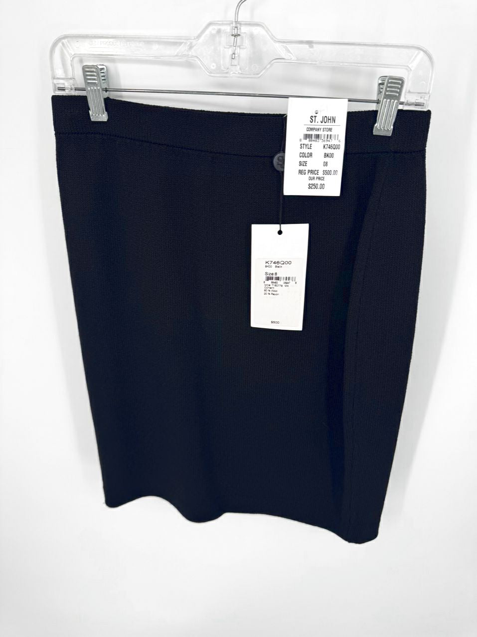 ST JOHN COLLECTION Size 8 Navy Knit Skirt NWT