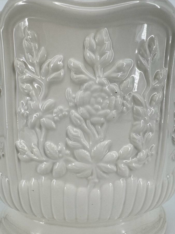 MOTTAHEDEH White Porcelain Oval Cachepot w/ Handles