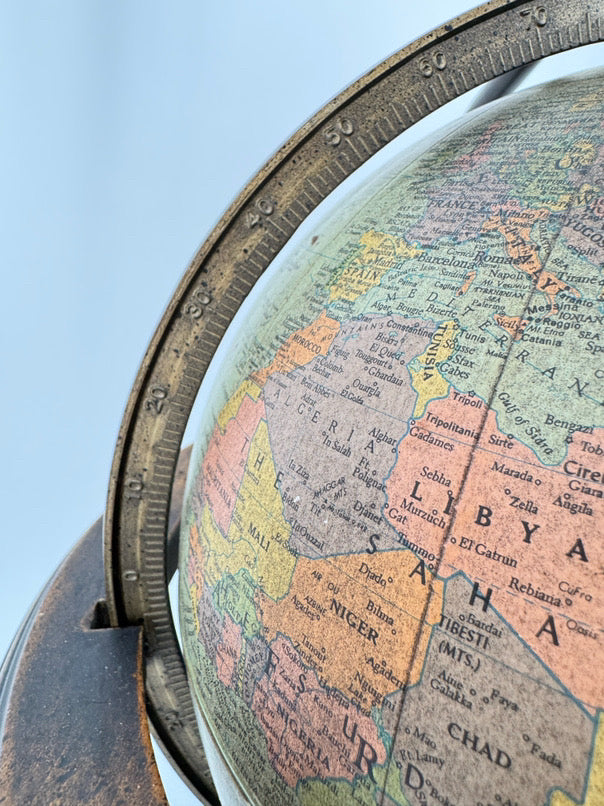 VINTAGE Globe Lamp