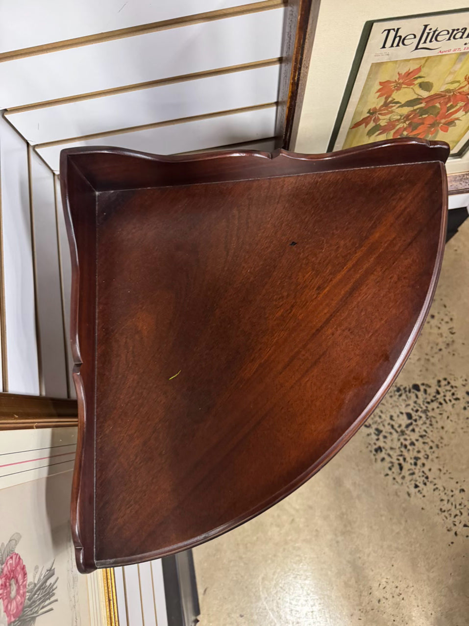 SOUTHAMPTON Mahogany Corner Table