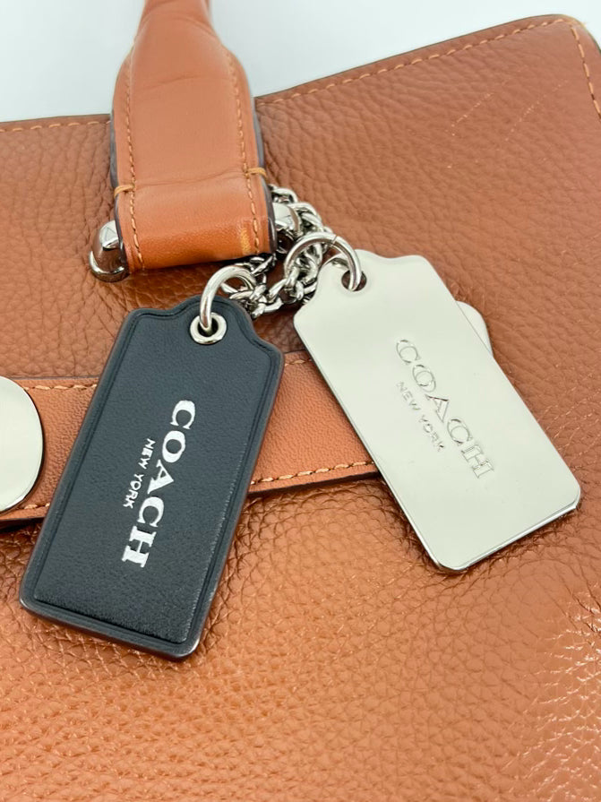 COACH Brown Leather Swagger Tote