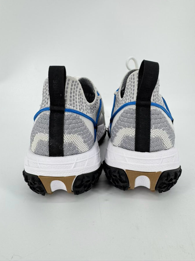 UYN Size 11 White & Gray Textile Sneakers