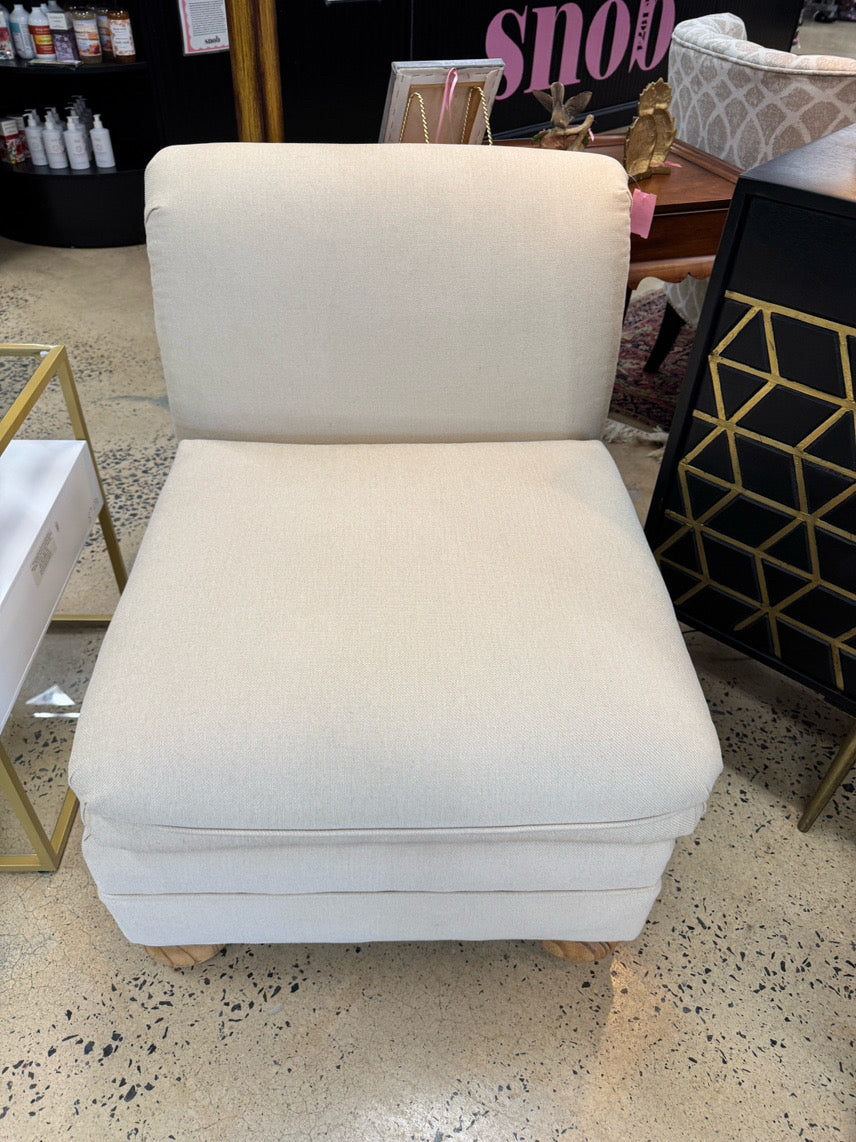 Cream Slipper Chair w/ Bun Feet
