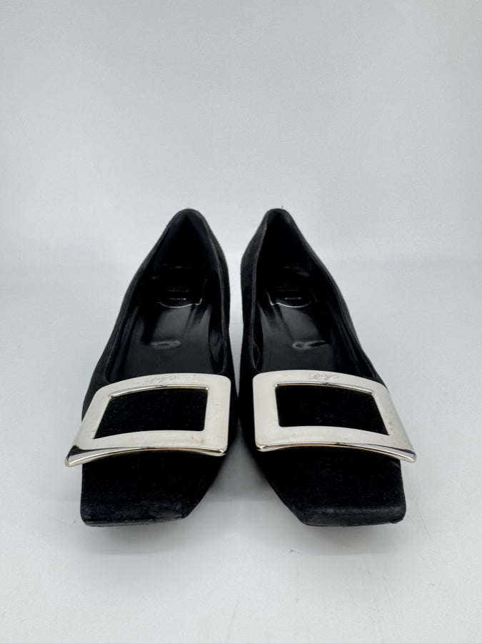 ROGER VIVIER Size 38 Black Suede Silver Buckle Heels