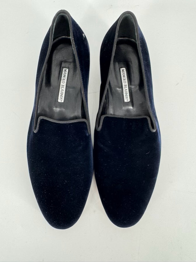 MANOLO BLAHNIK Size 9 Navy Velvet Dress Shoes