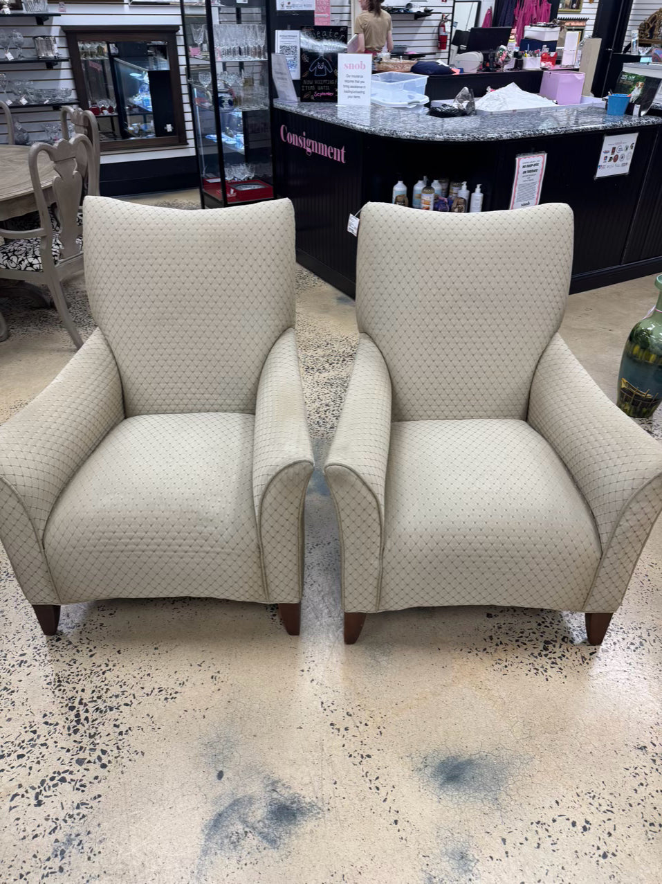HICKORY HILL Cream Pair of Club Chairs