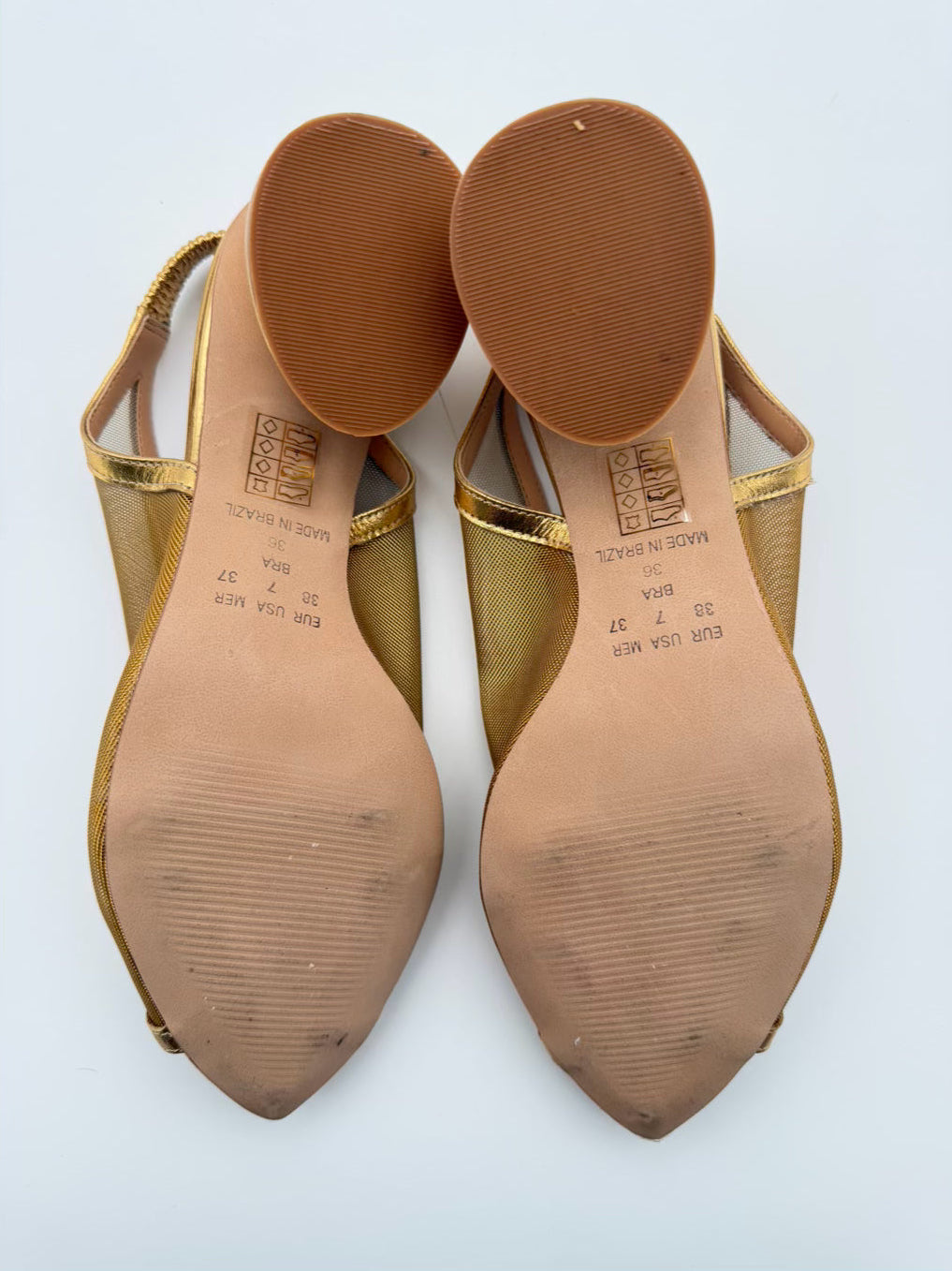 BRUNO MENEGATTI WMNS Size 7 Gold Block Heel NWOT
