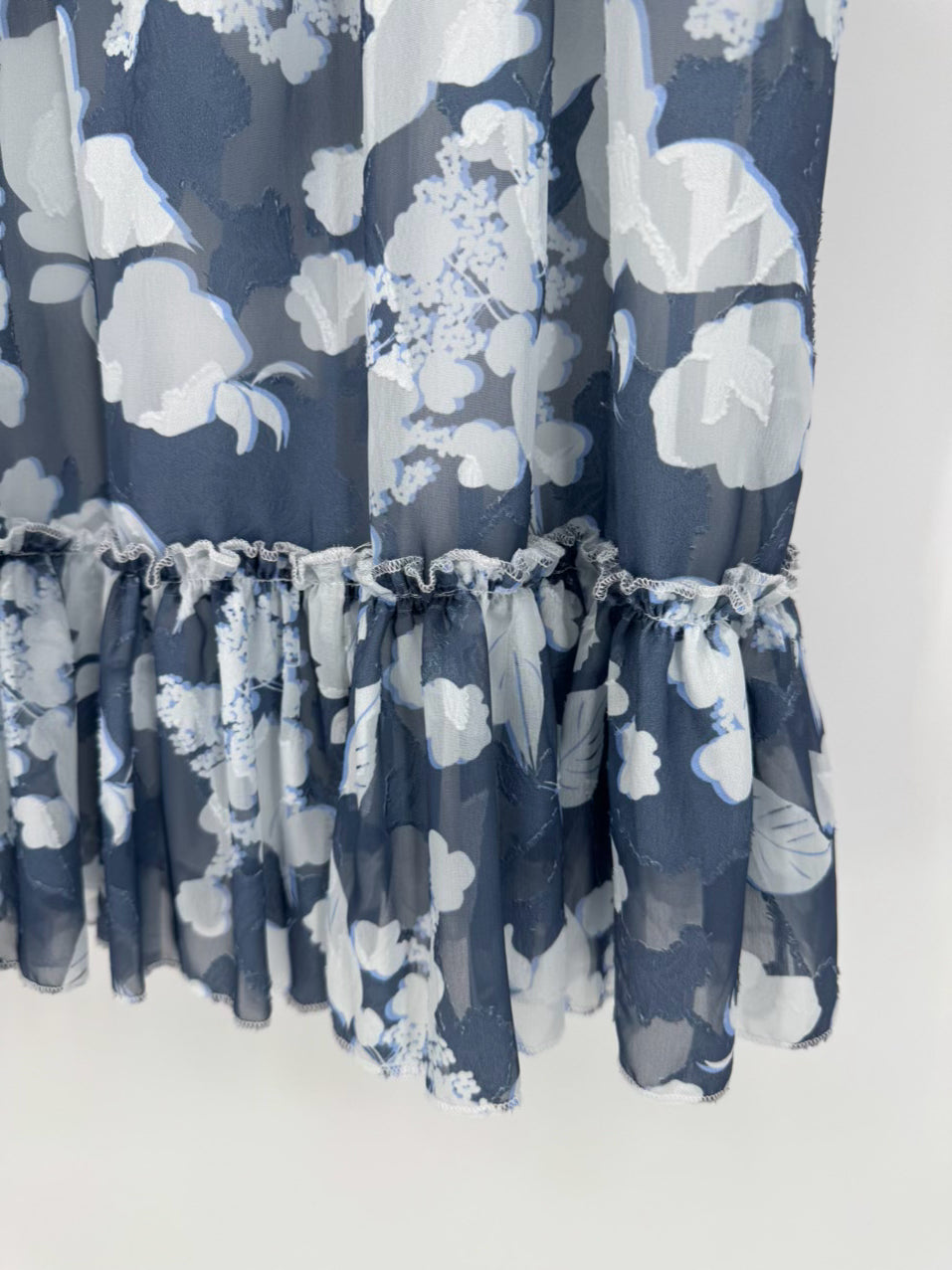 ABBEYGLASS Size L Dark Blue Floral Sheer Detail Bennett Dress NWT