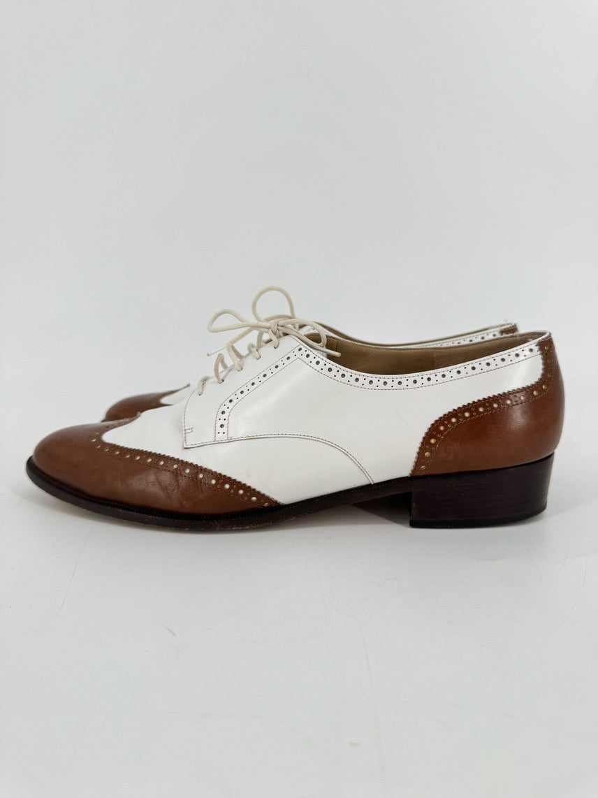 SALVATORE FERRAGAMO Size 9.5 White & Brown Leather Oxford