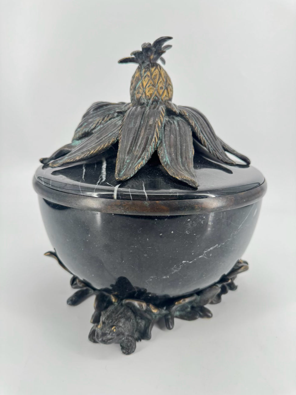 MAITLAND SMITH Black Marble & Metal Frogs & Pineapple Top Lidded Bowl
