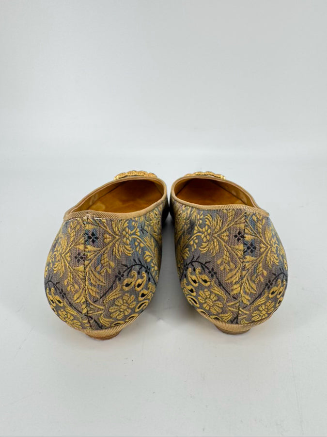 MANOLO BLAHNIK Size 39 Blue & Gold Paisley Flats