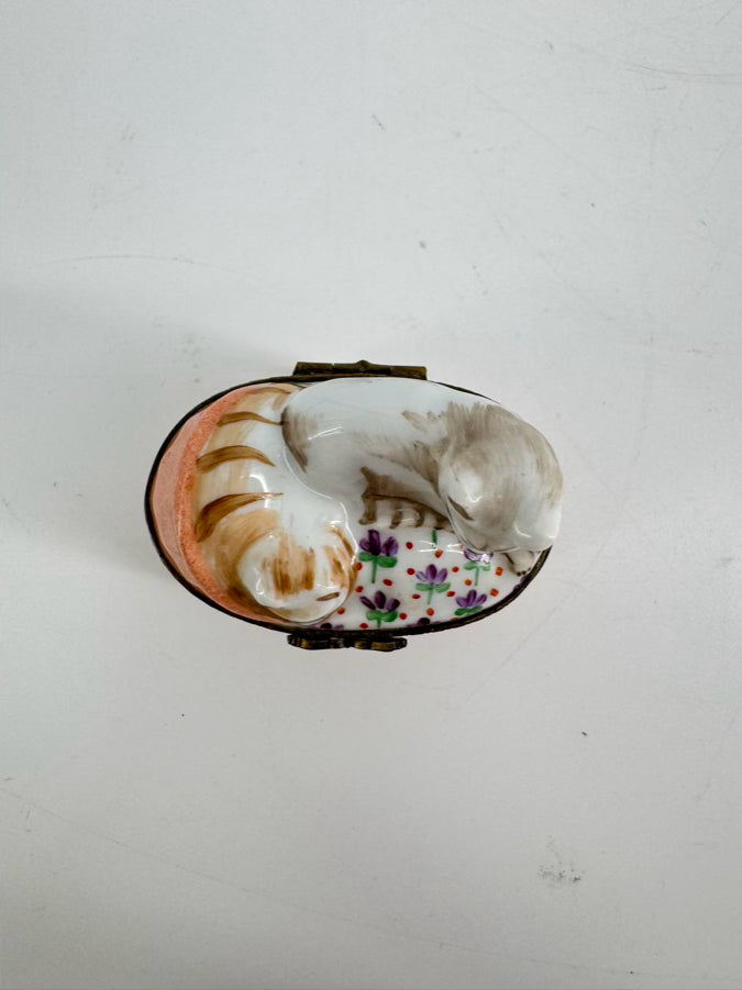 LIMOGES Peach & White Cats Wrapped in Blanket Ceramic Trinket Box