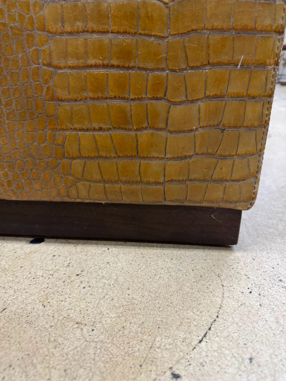 WILLIAMS SONOMA Caramel Leather Ottoman