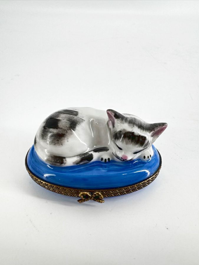 LIMOGES Black, White & Blue Cat on Blanket Ceramic Trinket Box