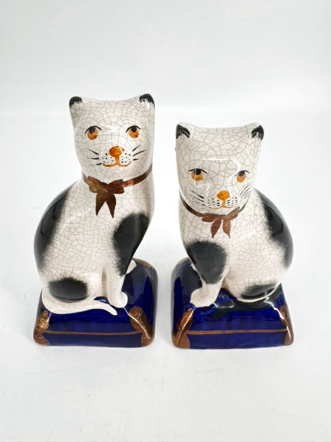 Black, White & Blue Ceramic Staffordshire Pair of Cat Figurines