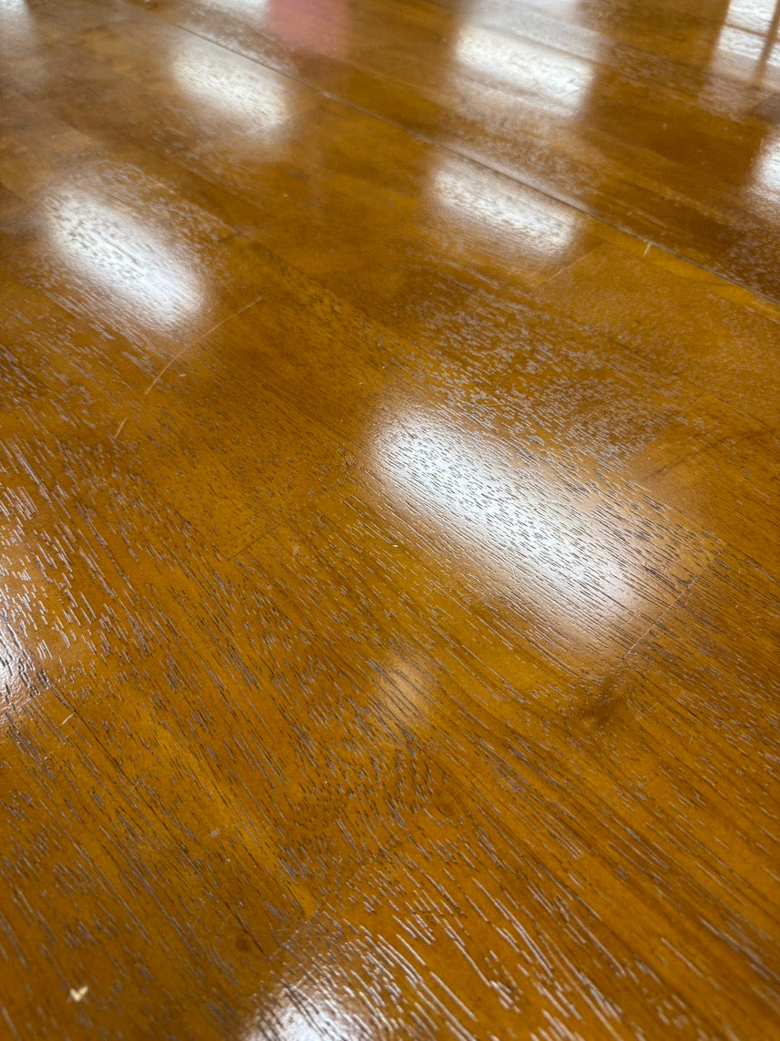 Brown & Green Wood Table & 4 Chairs w/ Leaf