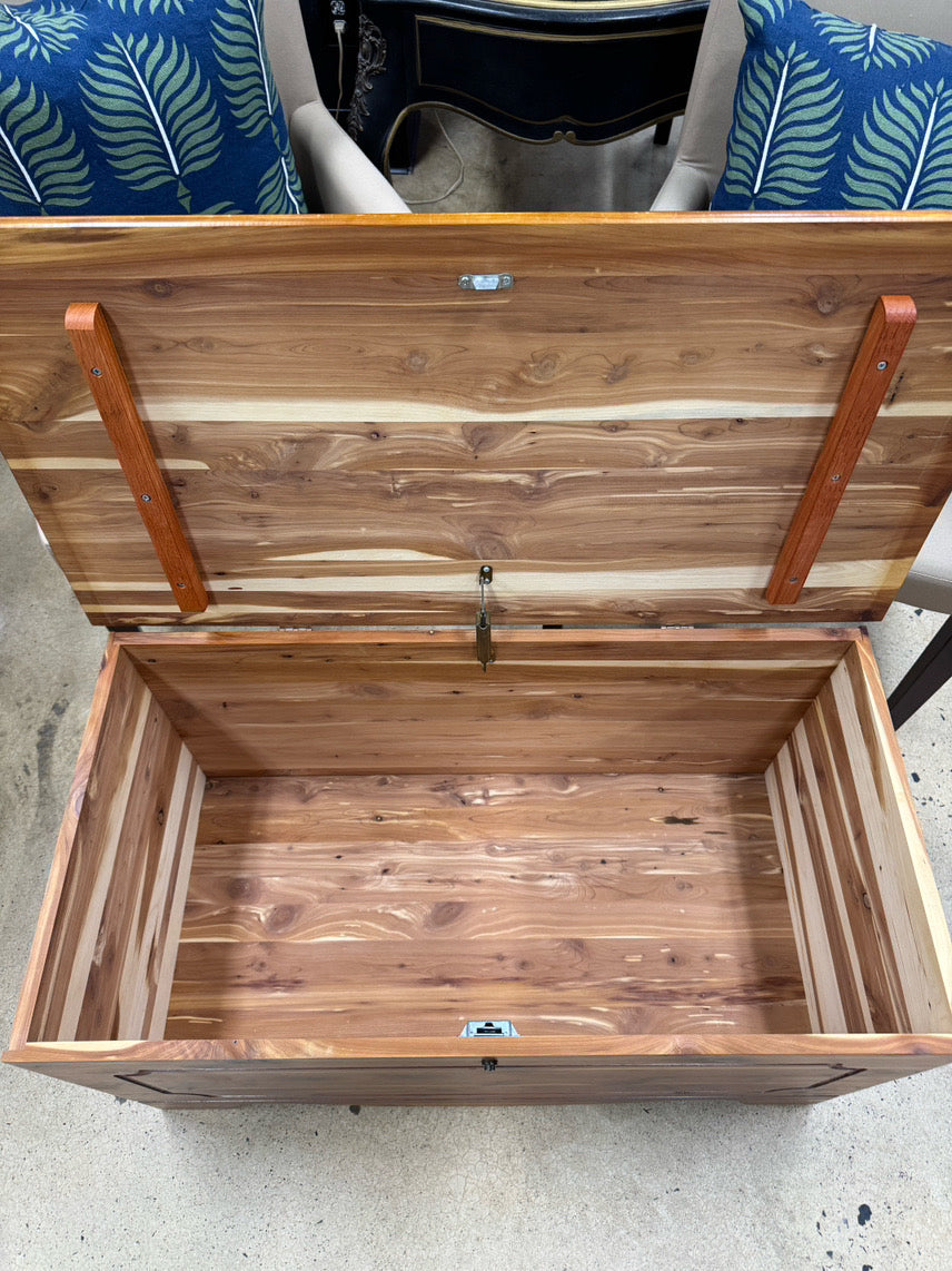 Pine Blanket Chest