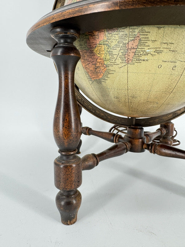 VINTAGE Globe Lamp
