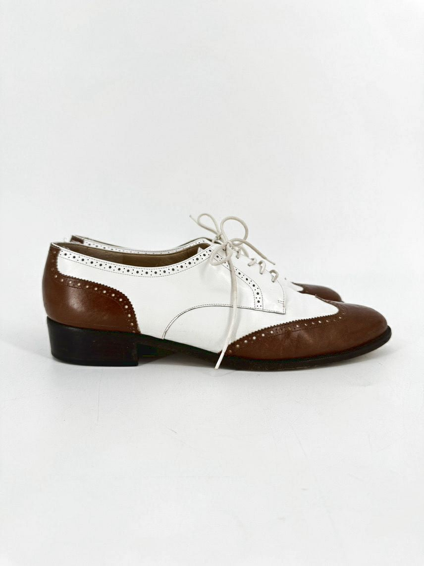 SALVATORE FERRAGAMO Size 9.5 White & Brown Leather Oxford