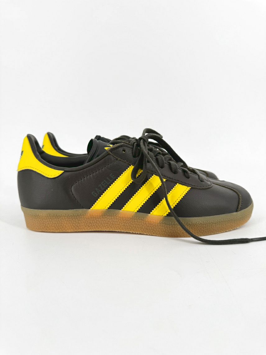 ADIDAS Size 7 Olive & Yellow Samba Sneakers NWT