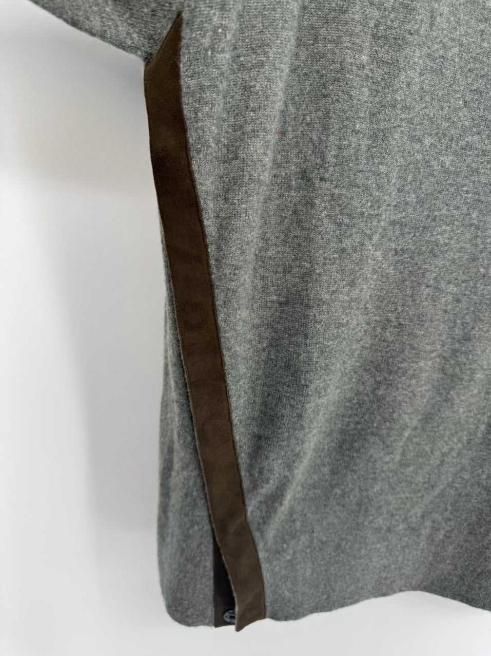 BROCHU WALKER Size M Gray Cashmere Sweater