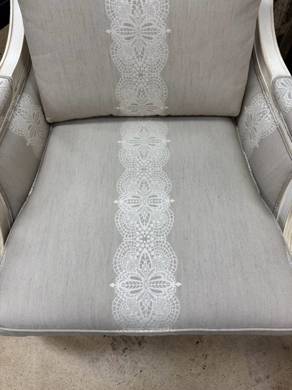 ETHAN ALLEN Cream & Taupe Wood Upholstered French Chair