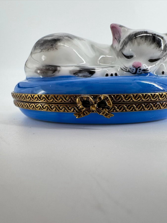 LIMOGES Black, White & Blue Cat on Blanket Ceramic Trinket Box