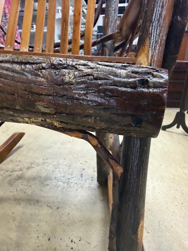 Light Wood Amish Style Chair