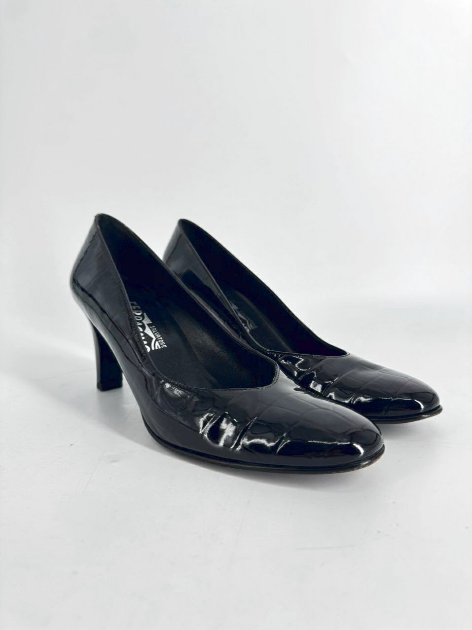 SALVATORE FERRAGAMO Size 7 Black Embossed Leather Heels