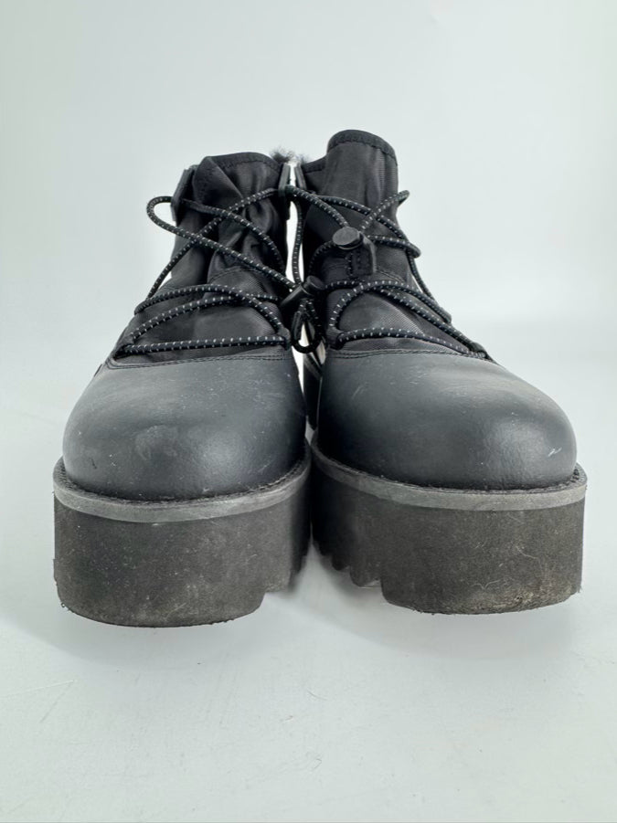 UGG Size 9 Black Classic Rising Toggle Platform Boots