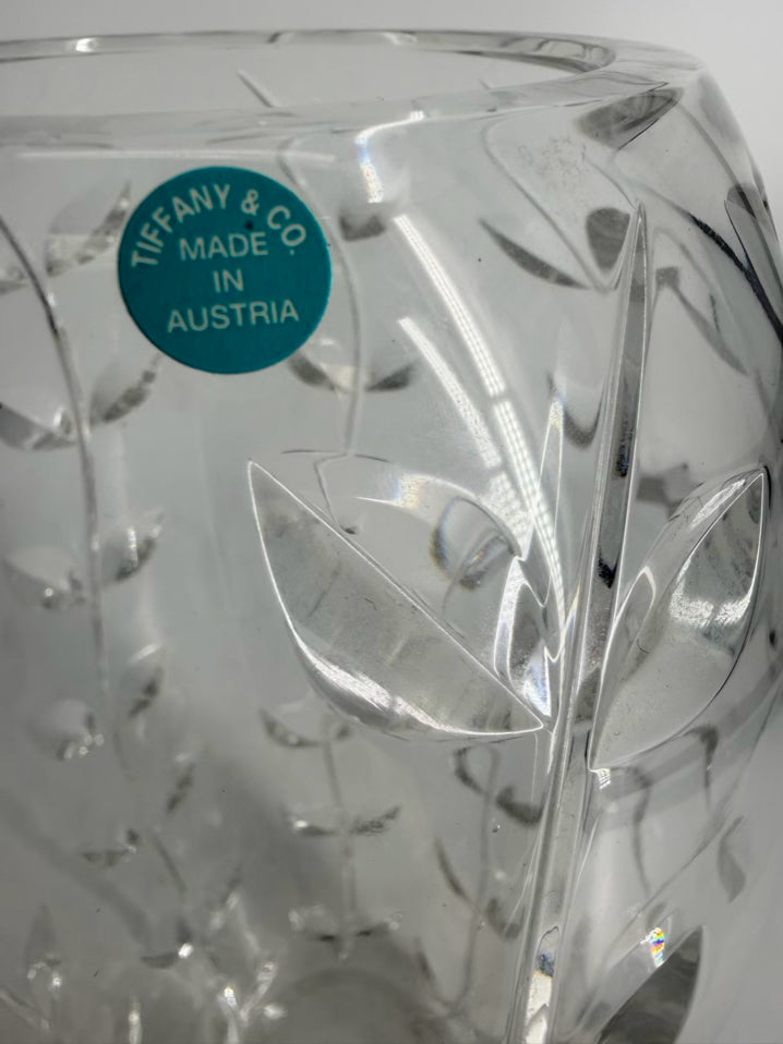 TIFFANY & CO. Clear Crystal Floral Vase