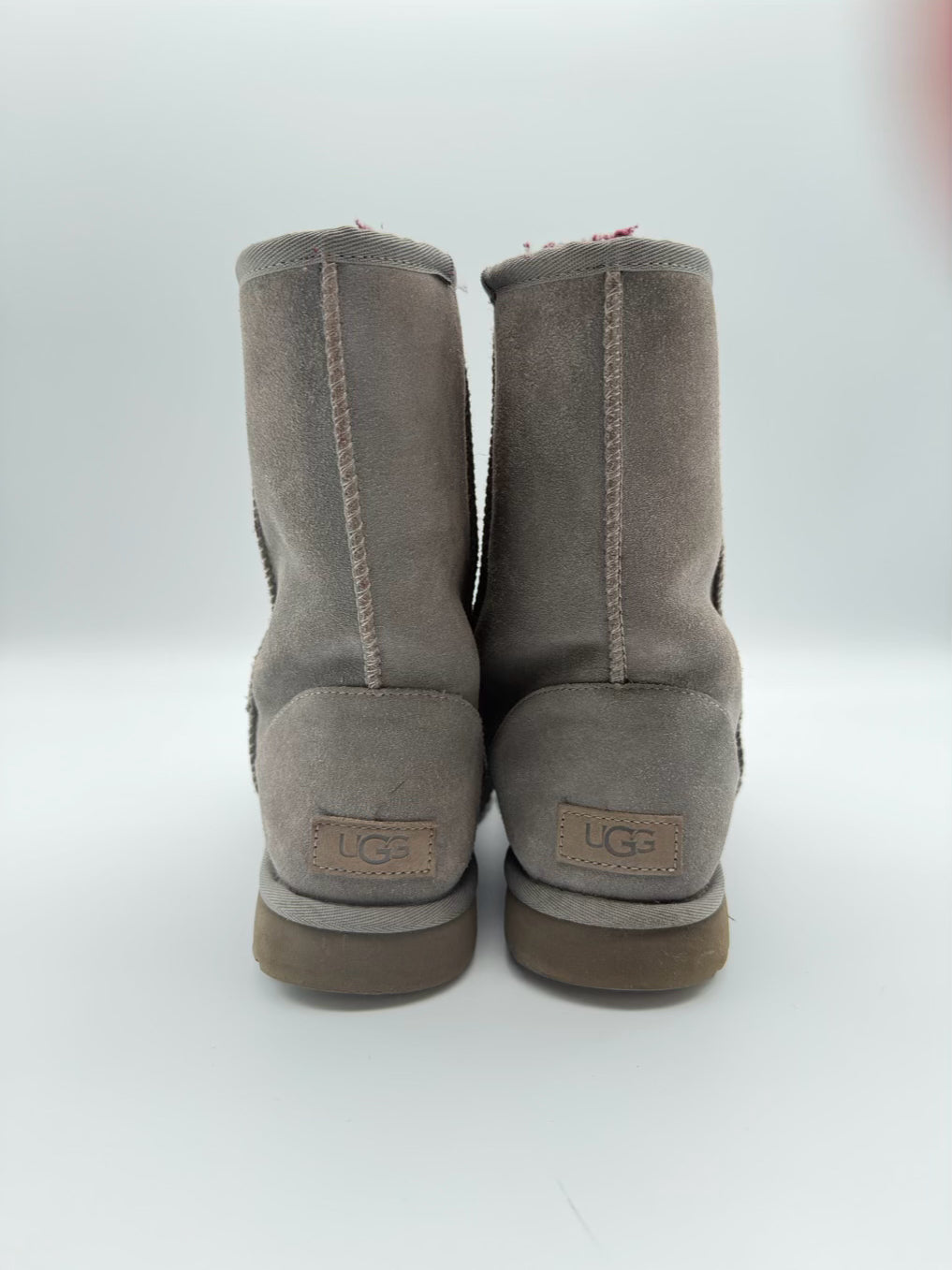 UGG WMNS Size 9 Gray Gemstones Shearling Booties