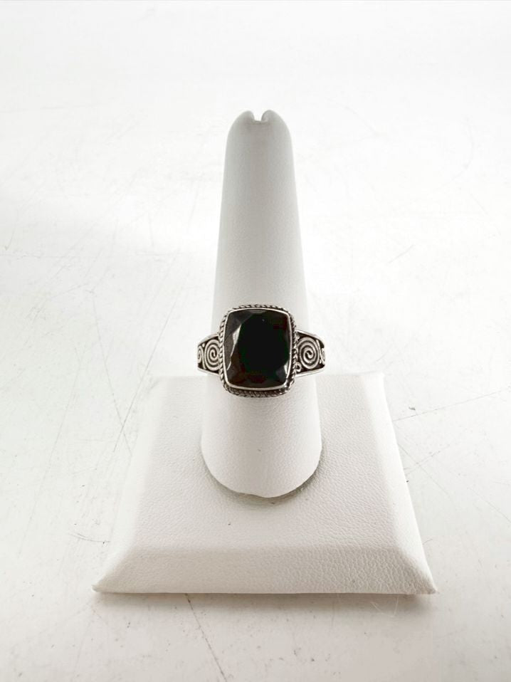 STERLING SILVER Black Square Ring