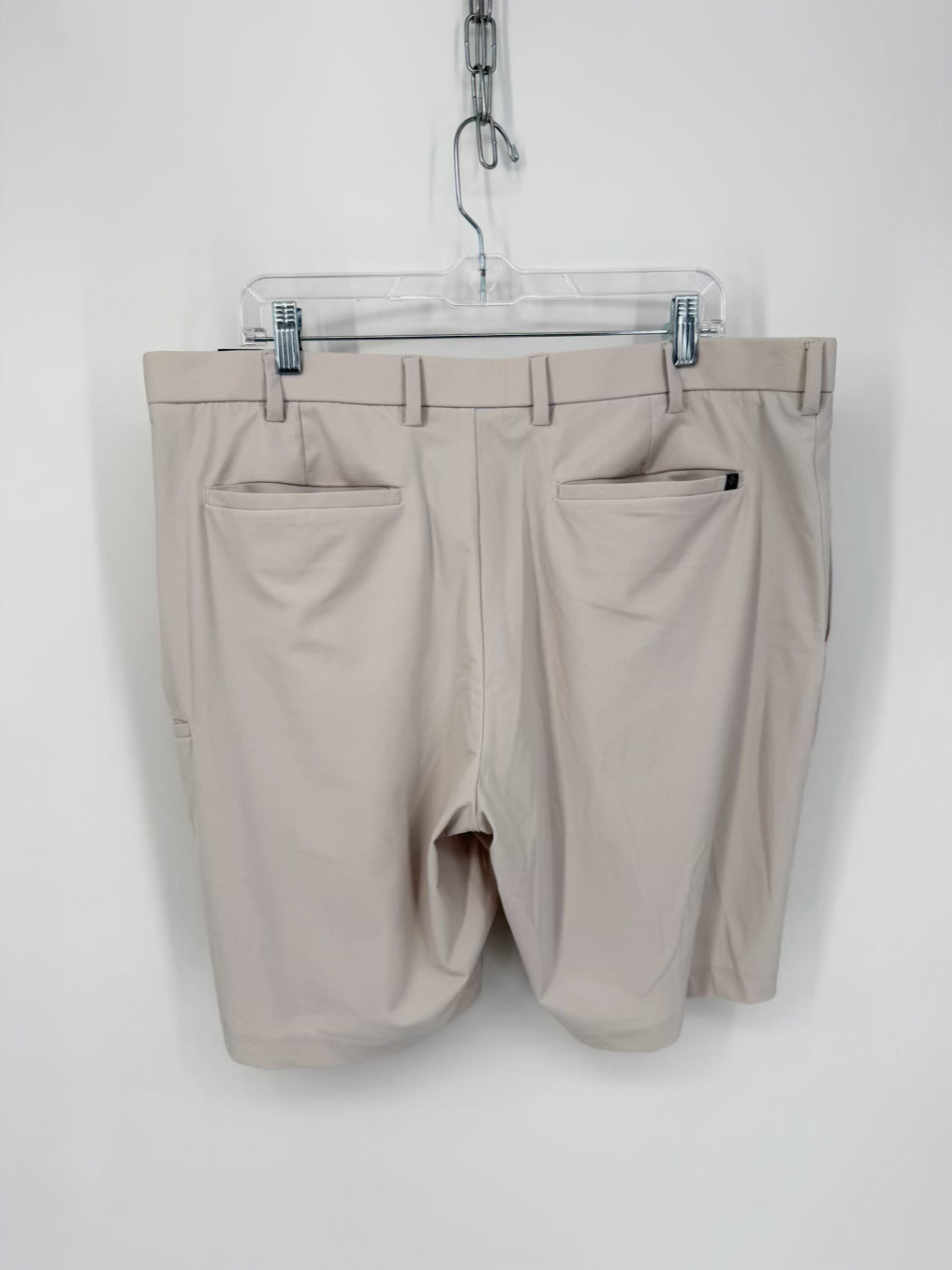 DEKE Size 38 Putty Shorts NWT