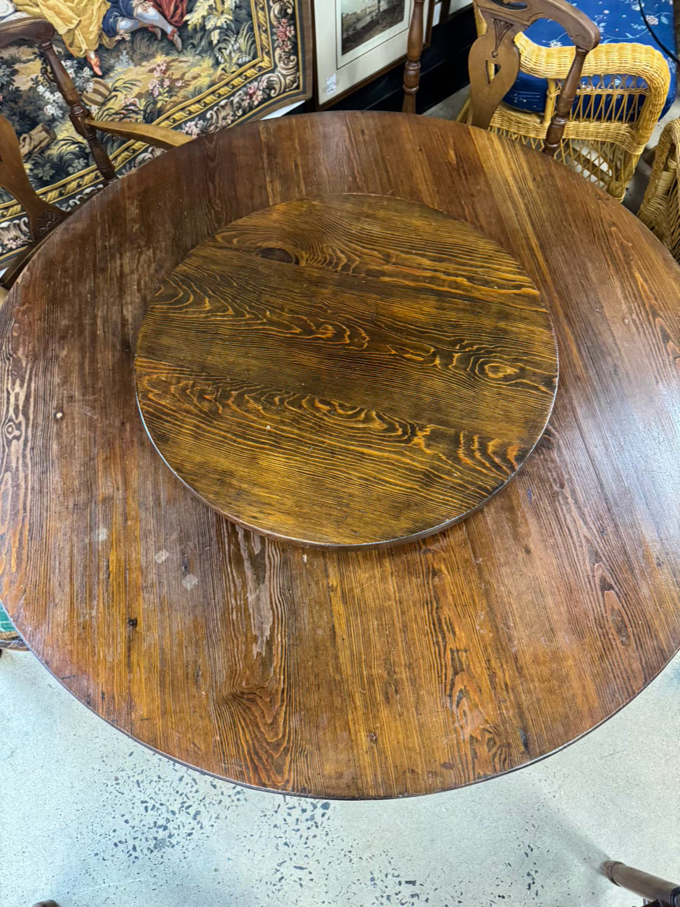 ANTIQUE Wood Round Table w/ Lazy Susan & 6 Chairs