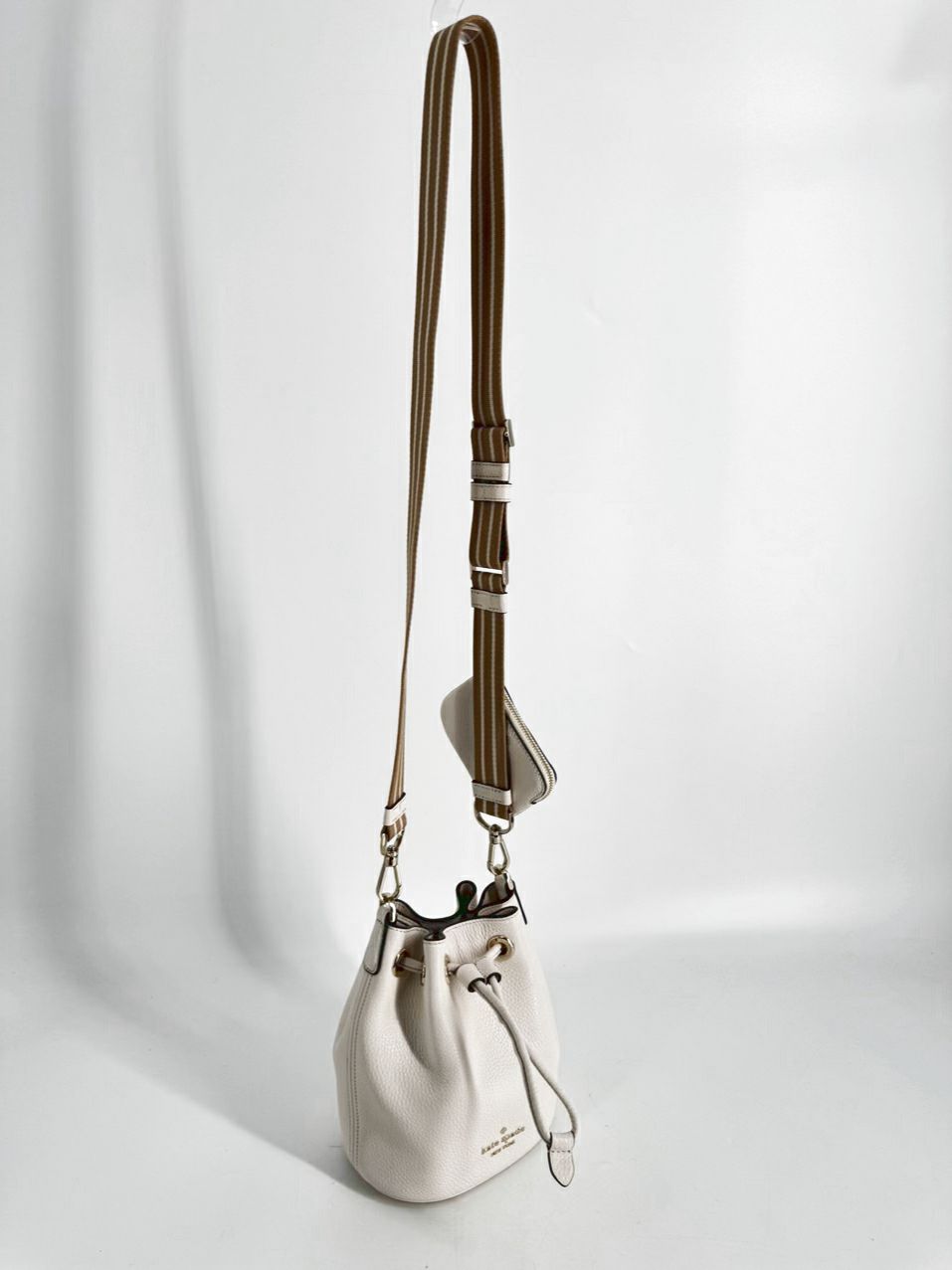 KATE SPADE Cream Leather Bucket Bag w/ Coin Purse